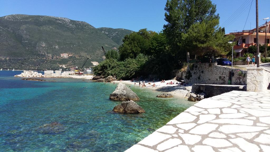 Delfini Bay Retreat Apartment Vasiliki  Exterior photo